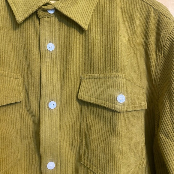 Green outdoor shirt - Picture 3 of 9
